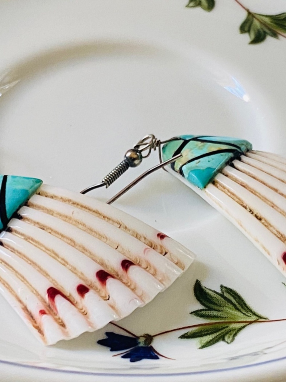 Nevada Santo Domingo Shell & Turquoise Mosaic Inlay Earrings